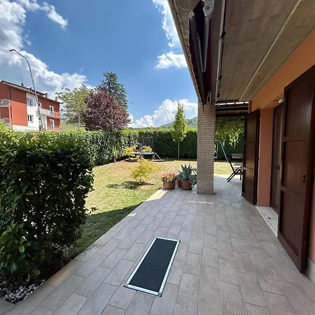 With Pool And Garden * Fermignano
